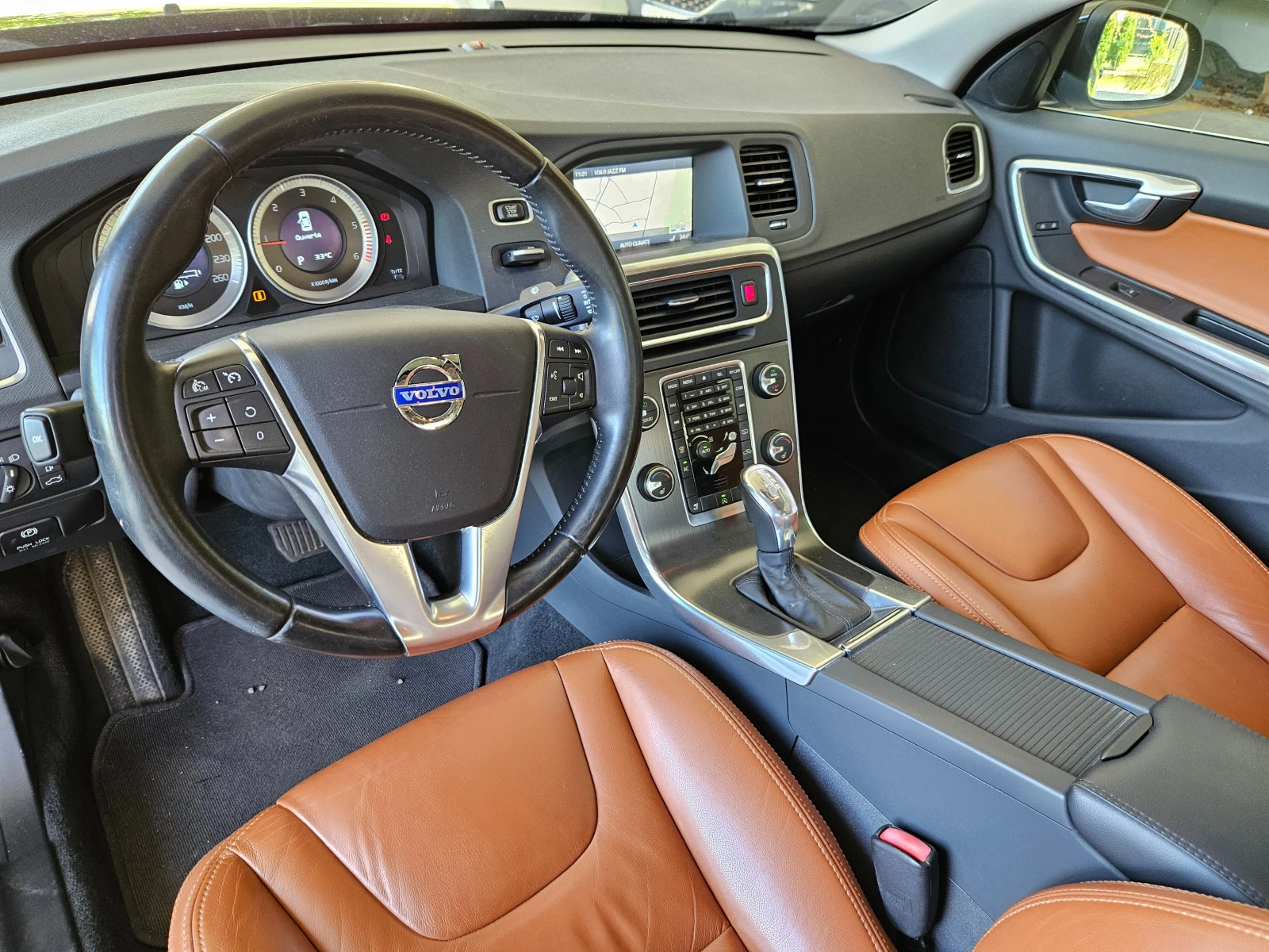 Volvo S60, снимка 12 - Автомобили и джипове - 56326332