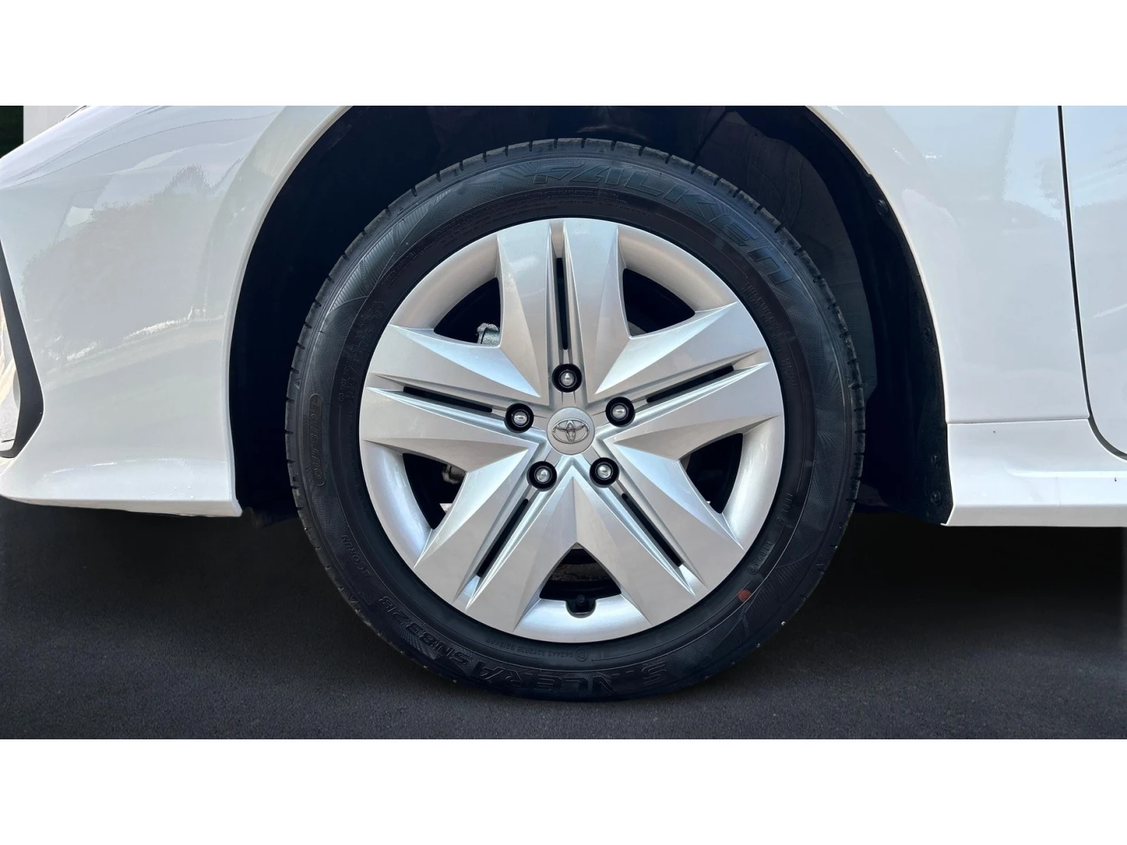 Toyota Corolla ������� ������ �� 265   | Mobile.bg � ����������� 16