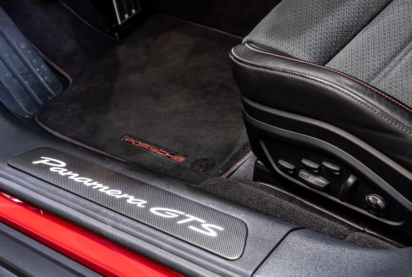 Porsche Panamera GTS / SPORT CHRONO / CARBON / MATRIX / HUD / BOSE/ | Mobile.bg � ����������� 9