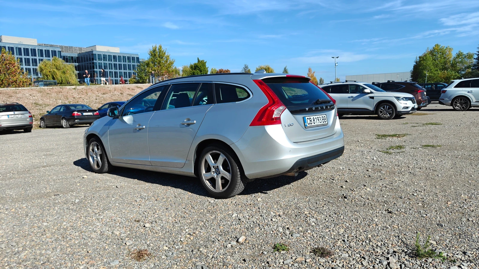 Volvo V60 2.0, D3, 163кс, снимка 6 - Автомобили и джипове - 56585478