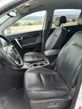 Chevrolet Captiva 2.2D/Black&White/7местен/Камера , снимка 10
