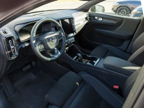 Volvo XC40 Recharge 82kwh, снимка 4