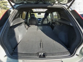 Volvo XC40 Recharge 82kwh, снимка 12