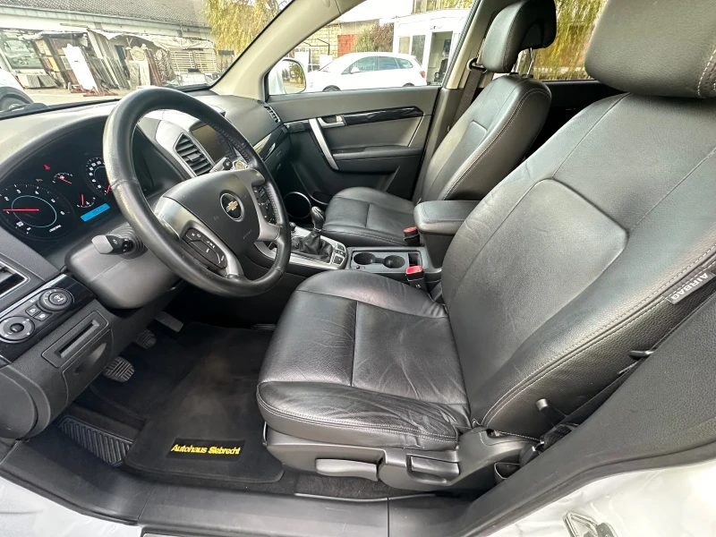 Chevrolet Captiva 2.2 /184 kc 7 местен, снимка 9 - Автомобили и джипове - 48303579