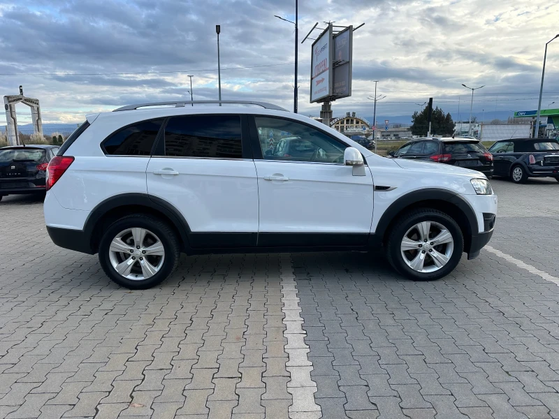 Chevrolet Captiva 2.2 /184 kc 7 местен, снимка 3 - Автомобили и джипове - 48303579