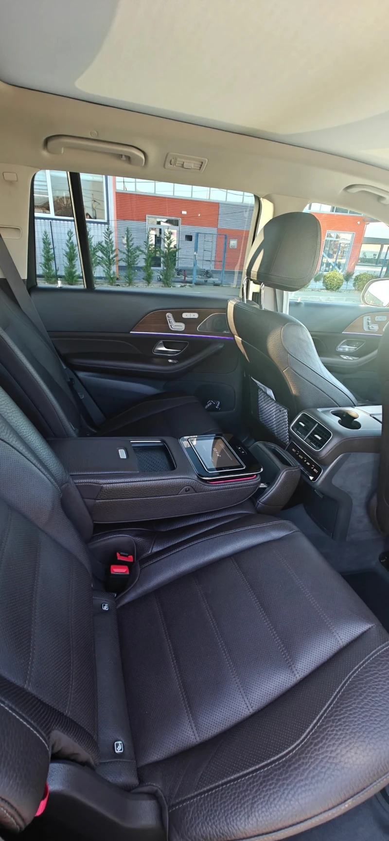 Mercedes-Benz GLS 350 d 4Matic AMG-Line, снимка 7 - Автомобили и джипове - 52451805