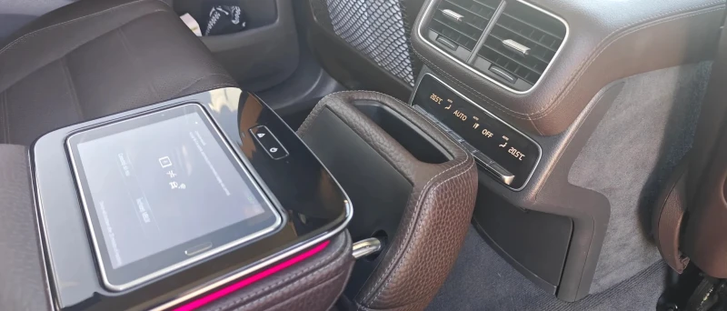 Mercedes-Benz GLS 350 d 4Matic AMG-Line, снимка 8 - Автомобили и джипове - 52451805