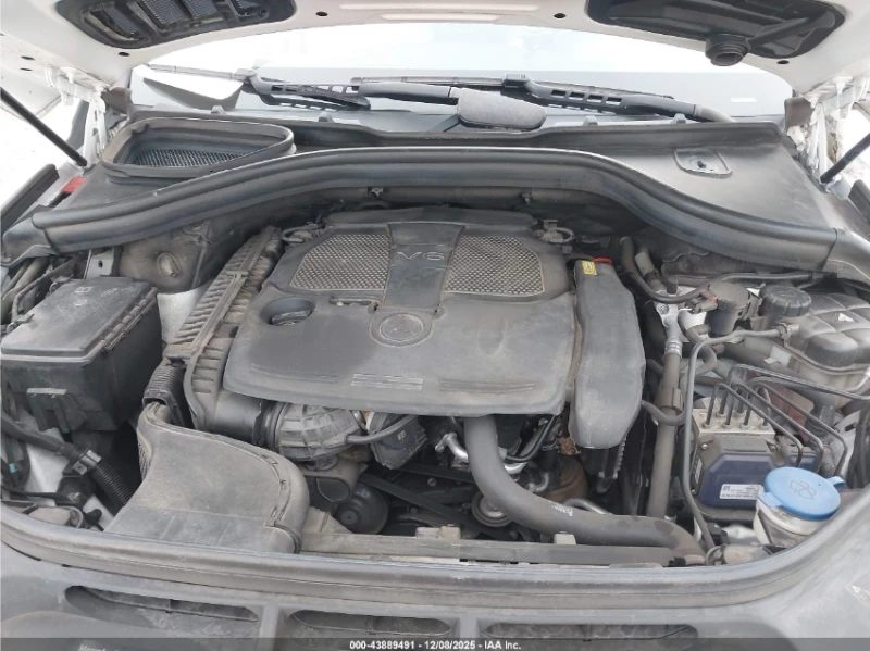 Mercedes-Benz ML 350 Подгрев* Камера* Панорама* М.ТОЧКА, снимка 11 - Автомобили и джипове - 52859212