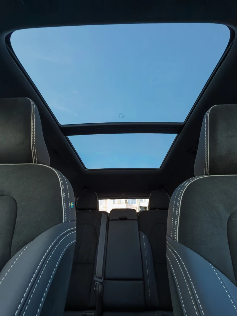 Volvo XC40 Recharge 82kwh, снимка 9 - Автомобили и джипове - 53115448