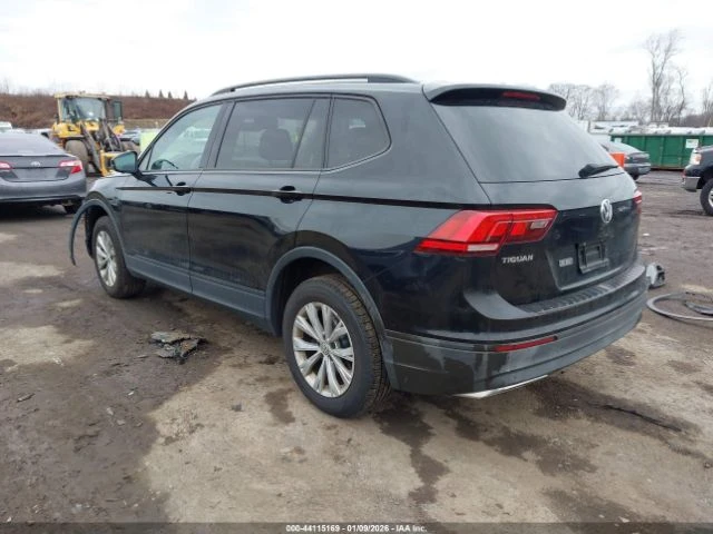VW Tiguan 2.0T S - изображение 9