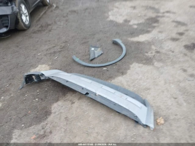 VW Tiguan 2.0T S, снимка 16 - Автомобили и джипове - 53451618