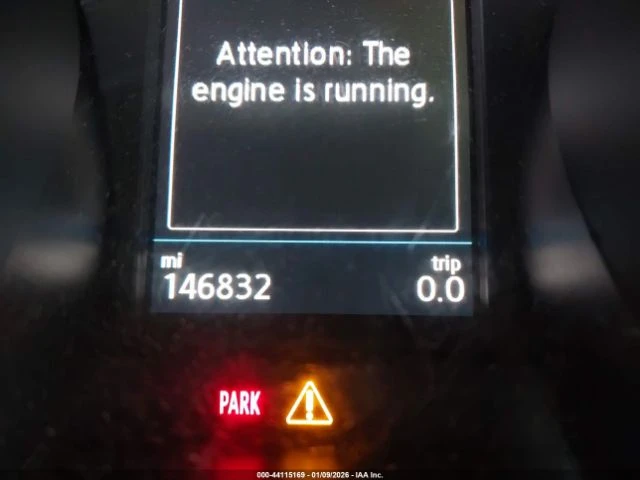 VW Tiguan 2.0T S, снимка 13 - Автомобили и джипове - 53451618