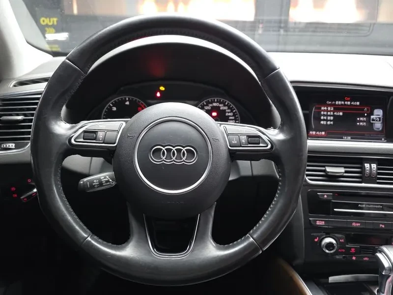 Audi Q5 3.0 TDI Quattro, снимка 13 - Автомобили и джипове - 55130935