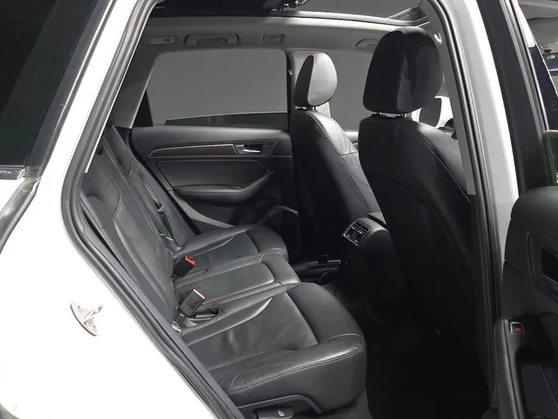Audi Q5 3.0 TDI Quattro, снимка 12 - Автомобили и джипове - 55130935