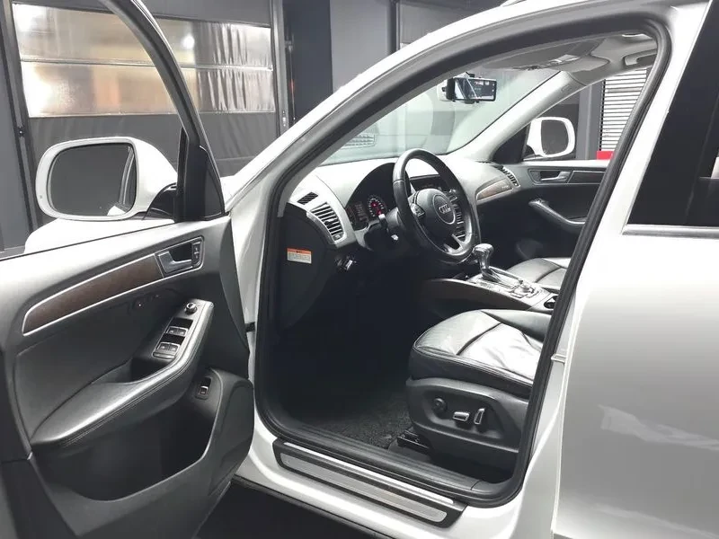 Audi Q5 3.0 TDI Quattro, снимка 10 - Автомобили и джипове - 55130935