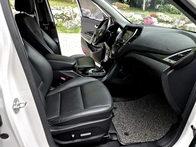 Hyundai Santa fe 2.0 CRDi 4WD - САМО 30% АВАНС, снимка 12 - Автомобили и джипове - 56021757