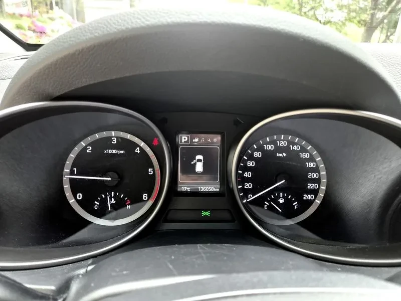 Hyundai Santa fe 2.0 CRDi 4WD - САМО 30% АВАНС, снимка 15 - Автомобили и джипове - 56021757