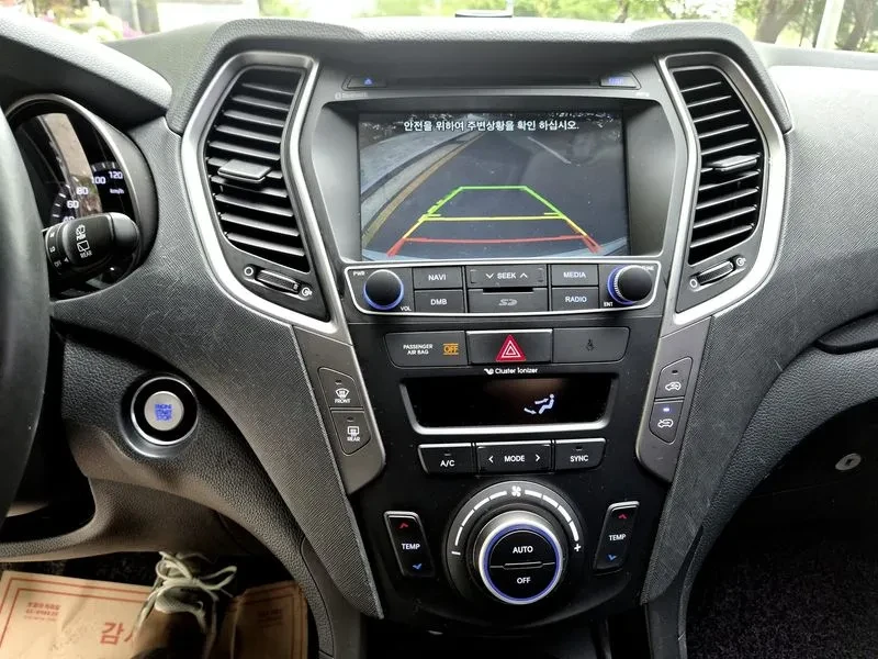 Hyundai Santa fe 2.0 CRDi 4WD - САМО 30% АВАНС, снимка 17 - Автомобили и джипове - 56021757