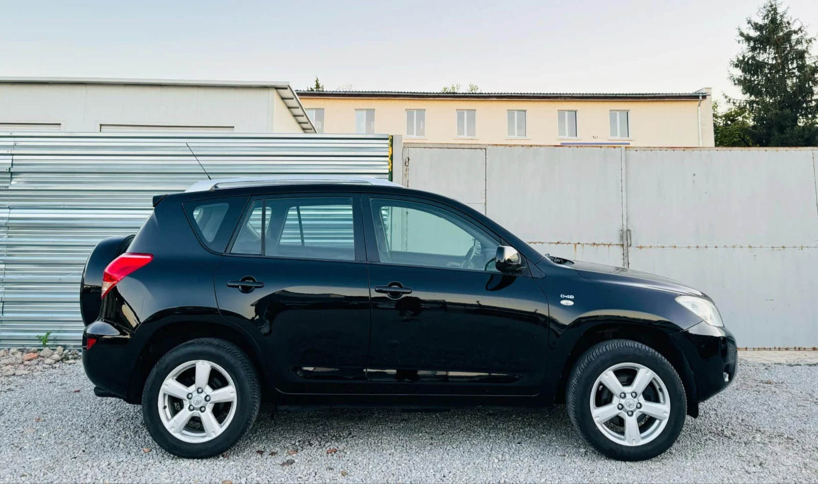 Toyota Rav4 4Х4* D4D  - изображение 5