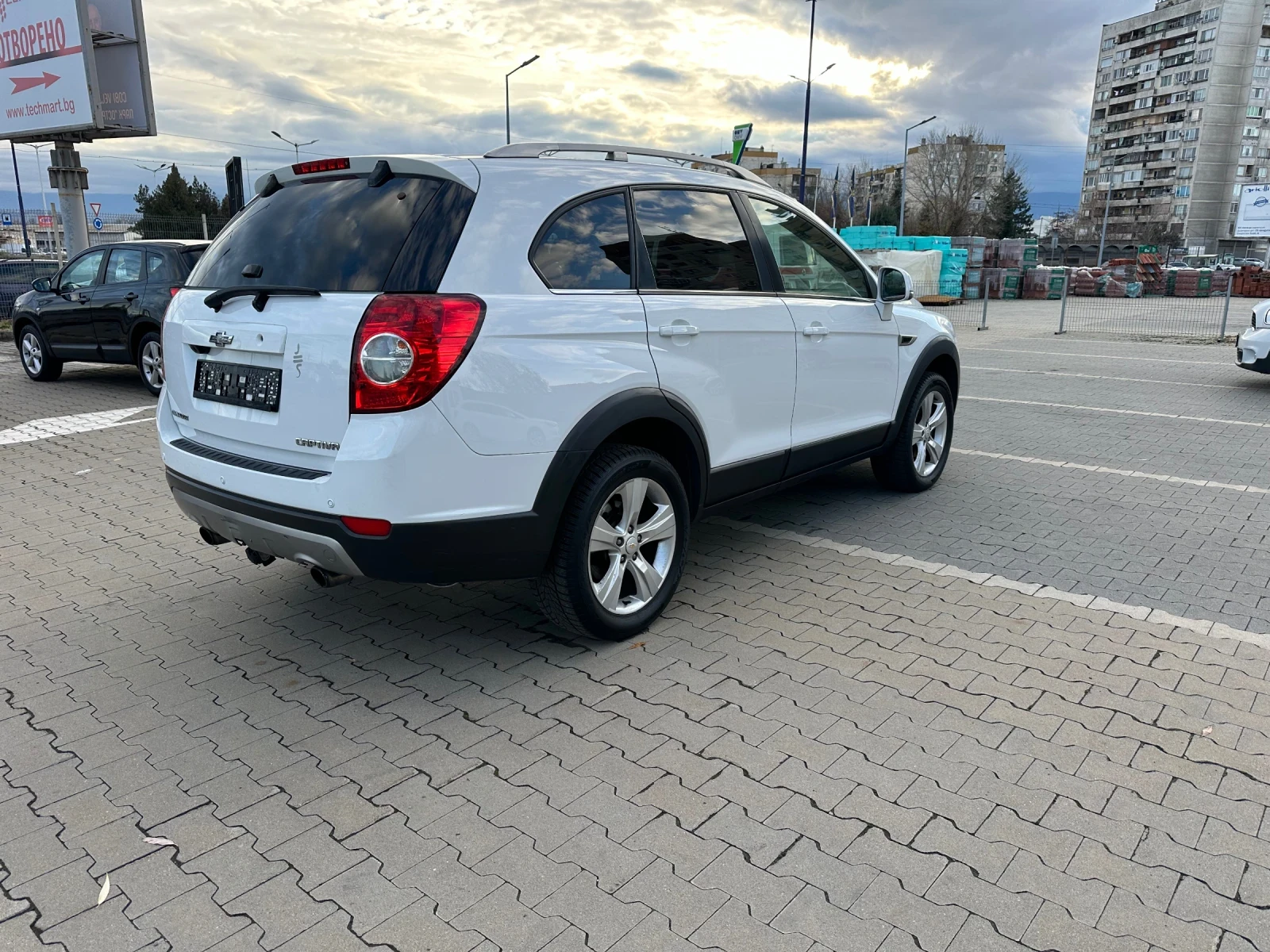 Chevrolet Captiva 2.2 /184 kc 7 местен - изображение 4