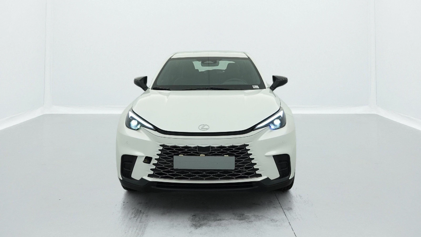 Lexus UX Нов - изображение 2