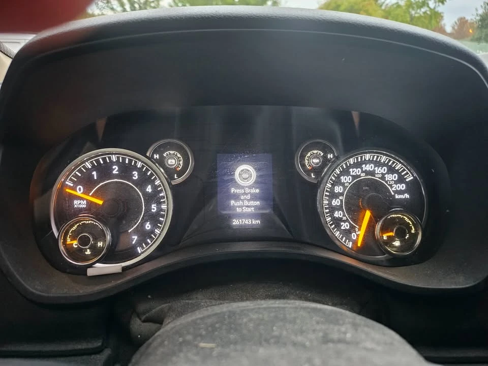 Dodge RAM 1500 CARFAX* АВТОФИНАНСИРАНЕ БЕЗ ПЪРВОНАЧАЛНА ВНОСКА - изображение 5