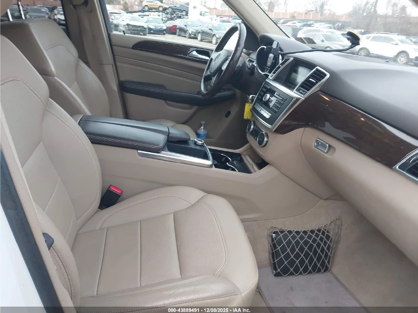 Mercedes-Benz ML 350 Подгрев* Камера* Панорама* М.ТОЧКА - изображение 9