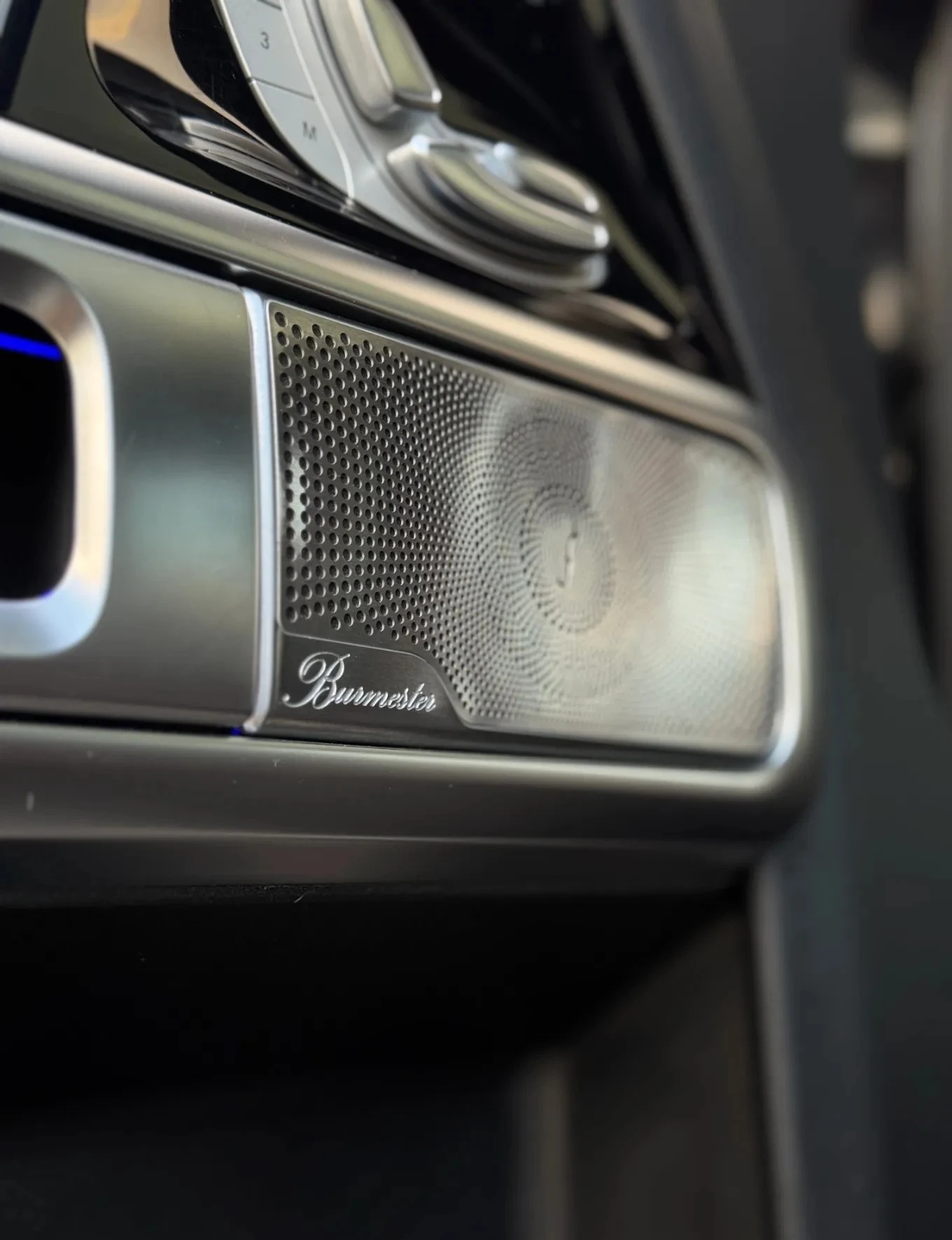 Mercedes-Benz G 63 AMG  - изображение 7