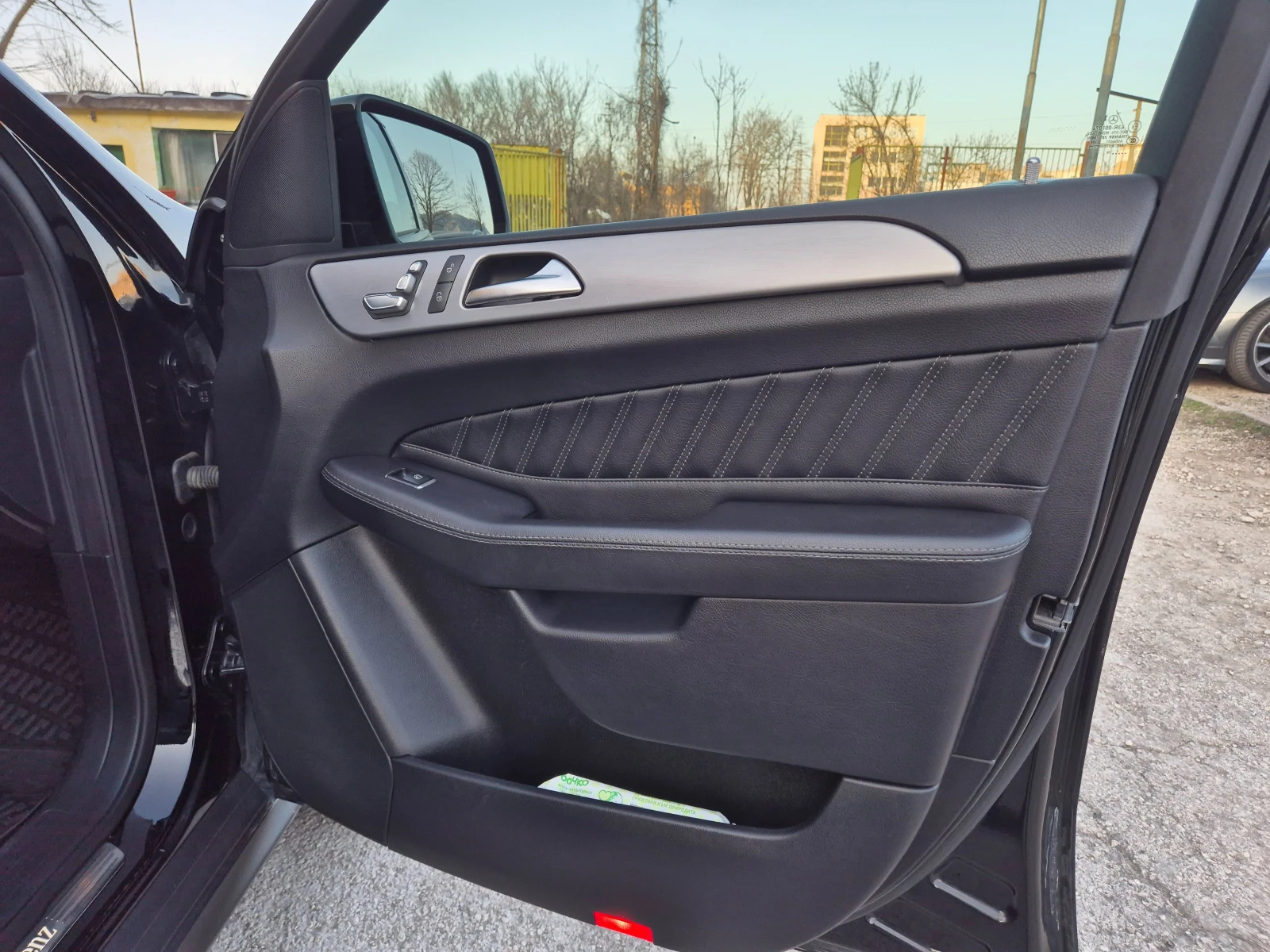 Mercedes-Benz GLE 350 3.0D 258КС TOP 140000KM, снимка 12 - Автомобили и джипове - 53818459