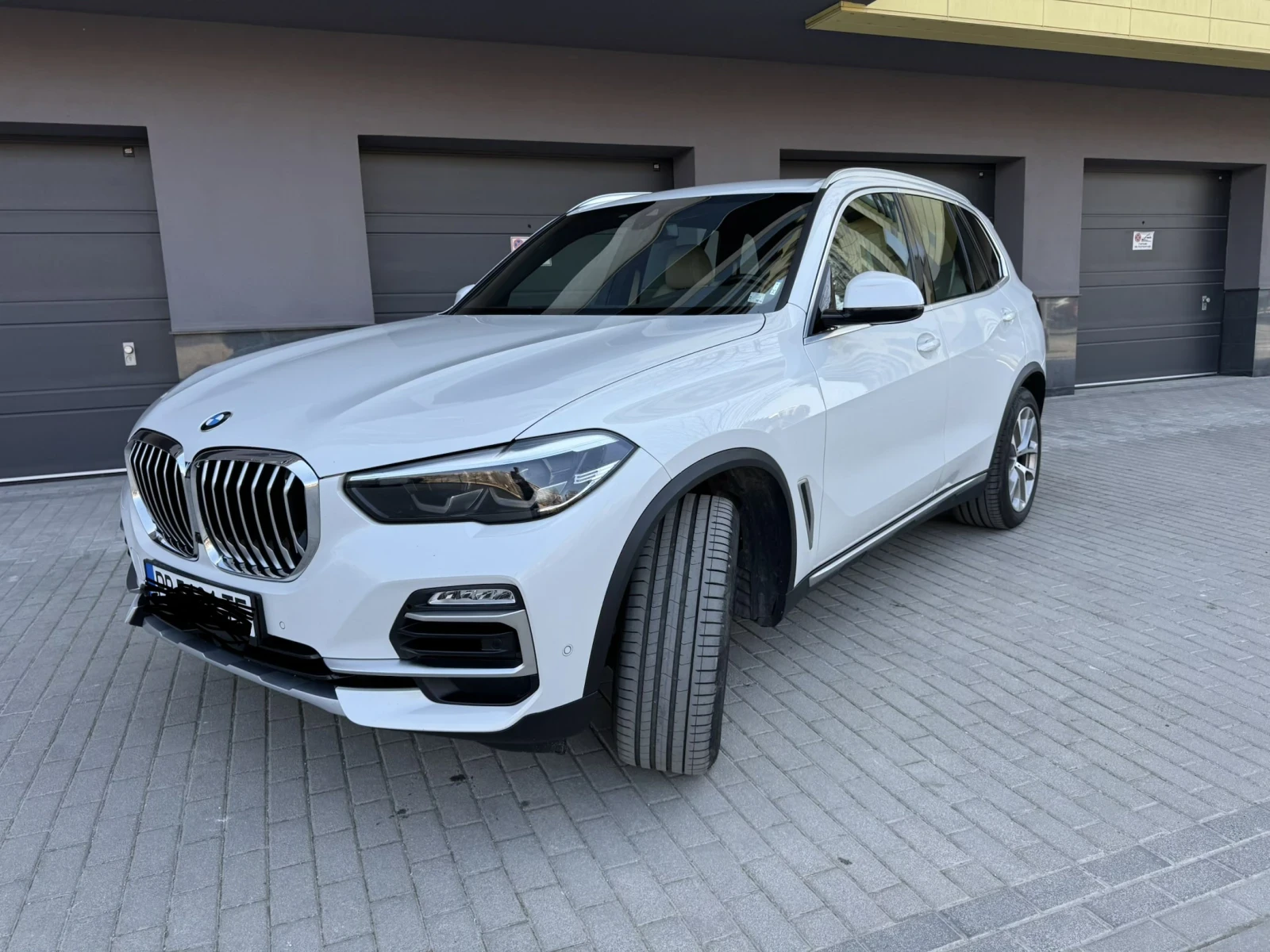 BMW X5 40D xDrive M Sport diesel/electric, снимка 3 - Автомобили и джипове - 54537758
