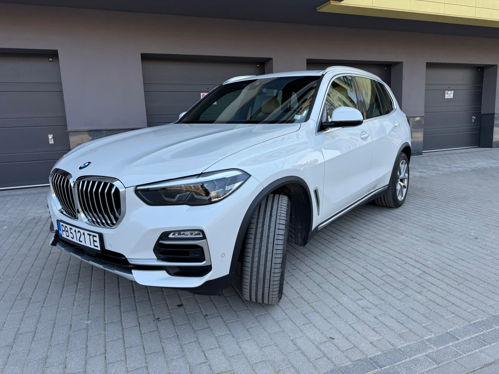 BMW X5 40D xDrive M Sport diesel/electric, снимка 3 - Автомобили и джипове - 53875195