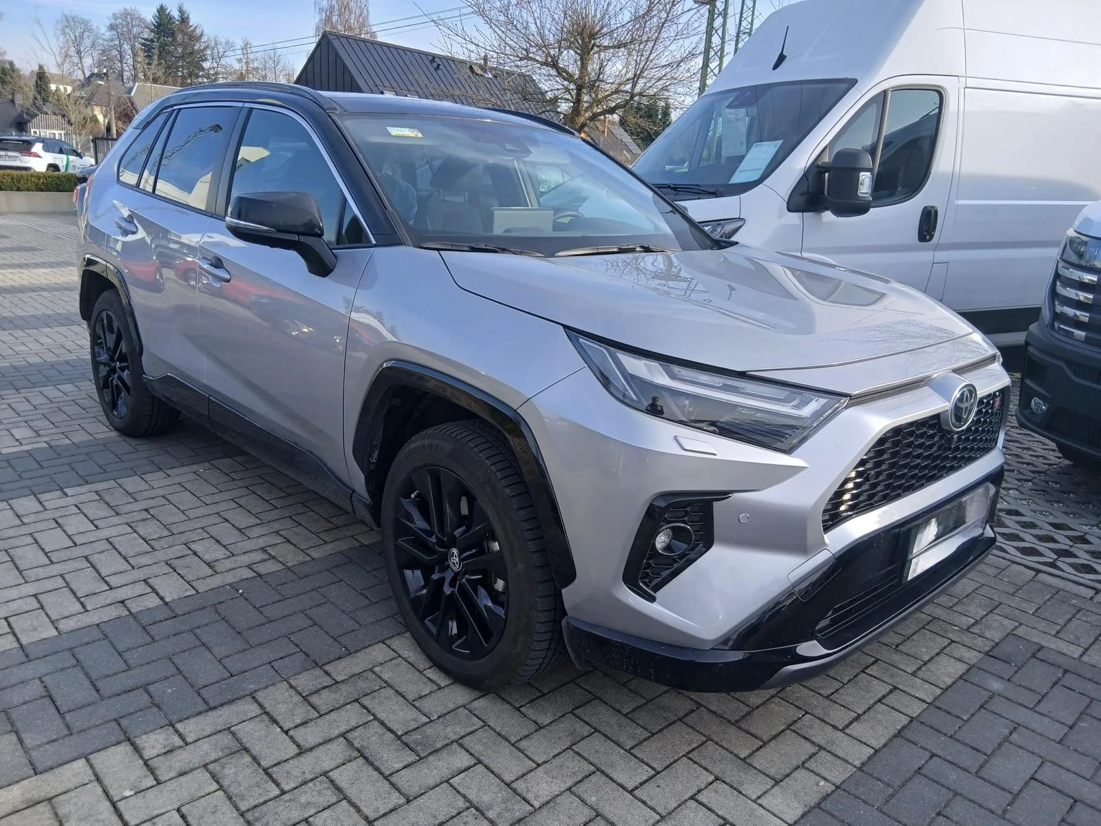 Toyota Rav4 2.5 HEV GR SPORT  4x4| 360º| JBL PANORAMA TOP, снимка 3 - Автомобили и джипове - 53965335
