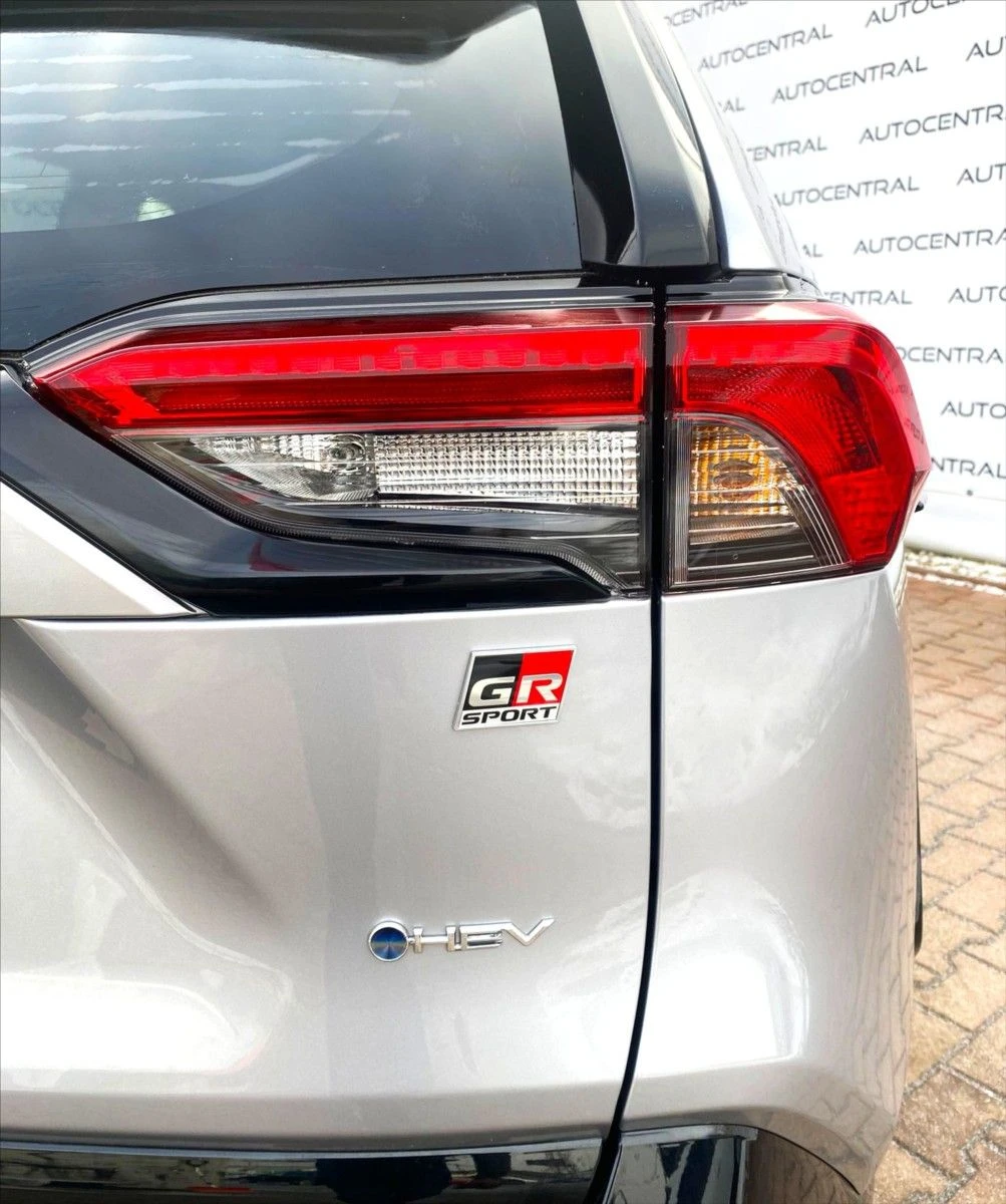 Toyota Rav4 2.5 HEV GR SPORT  4x4| 360º| JBL PANORAMA TOP, снимка 5 - Автомобили и джипове - 53965335