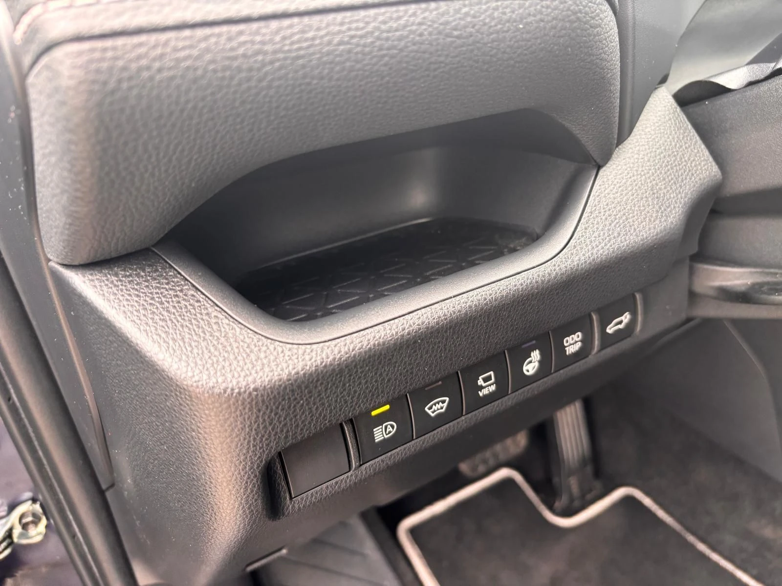 Toyota Rav4 2.5 HEV GR SPORT  4x4| 360º| JBL PANORAMA TOP, снимка 14 - Автомобили и джипове - 53965335