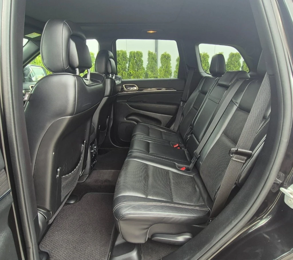 Jeep Grand cherokee 3.0 OVERLAND, снимка 10 - Автомобили и джипове - 54179917