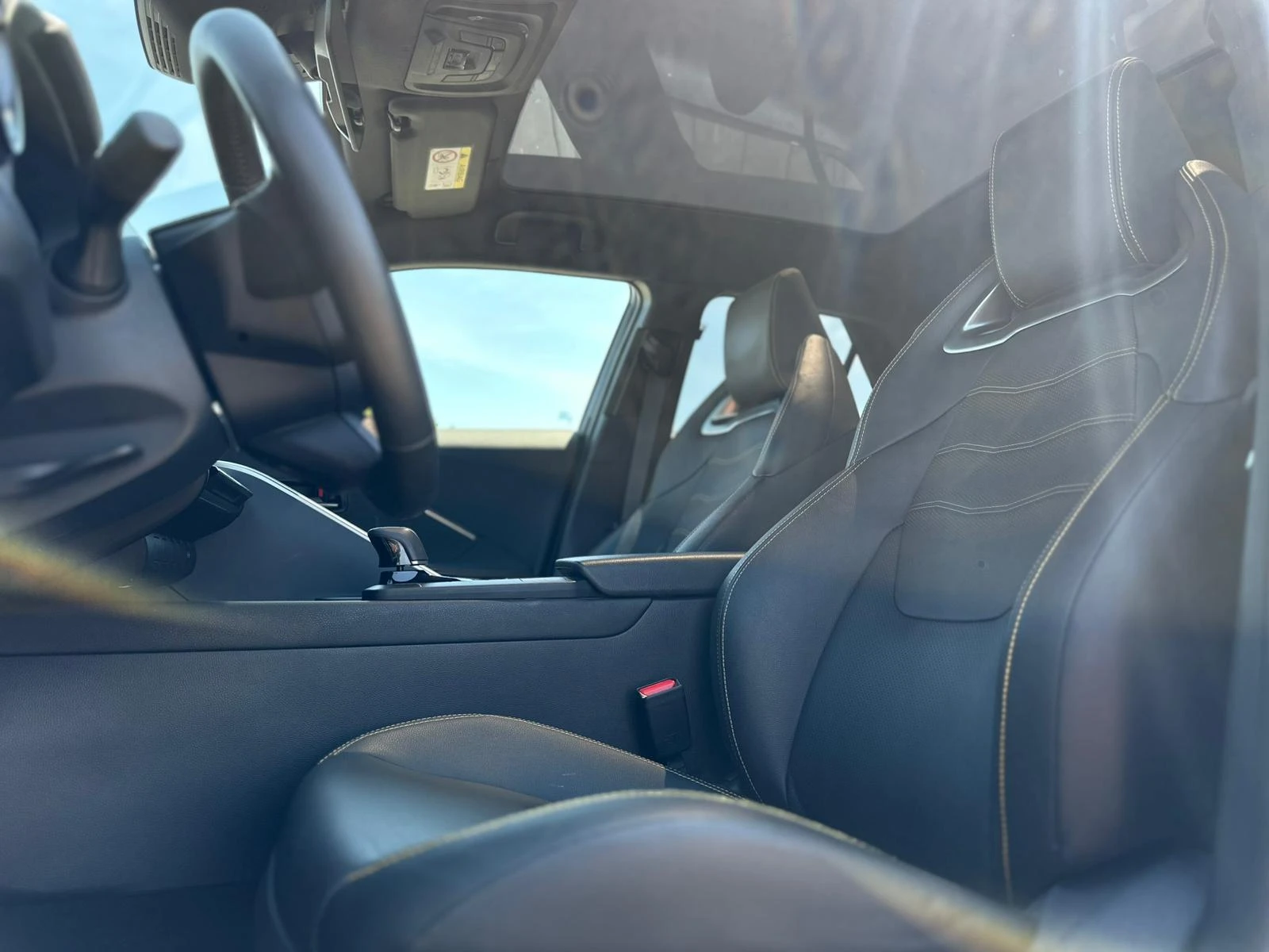 Toyota C-HR / LOUNGE PREMIER / 2.0 HYBRID / TOP /, снимка 16 - Автомобили и джипове - 54441299
