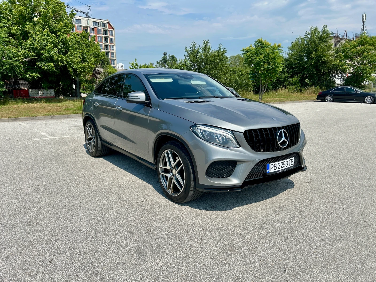 Mercedes-Benz GLE 350 d AMG пакет, снимка 2 - Автомобили и джипове - 54801140