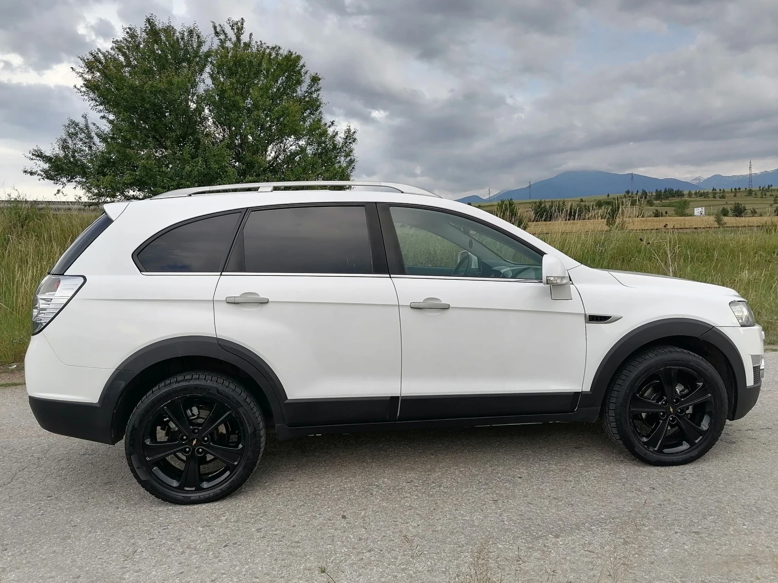 Chevrolet Captiva 2.2D/Black&White/7������/������  | Mobile.bg � ����������� 4