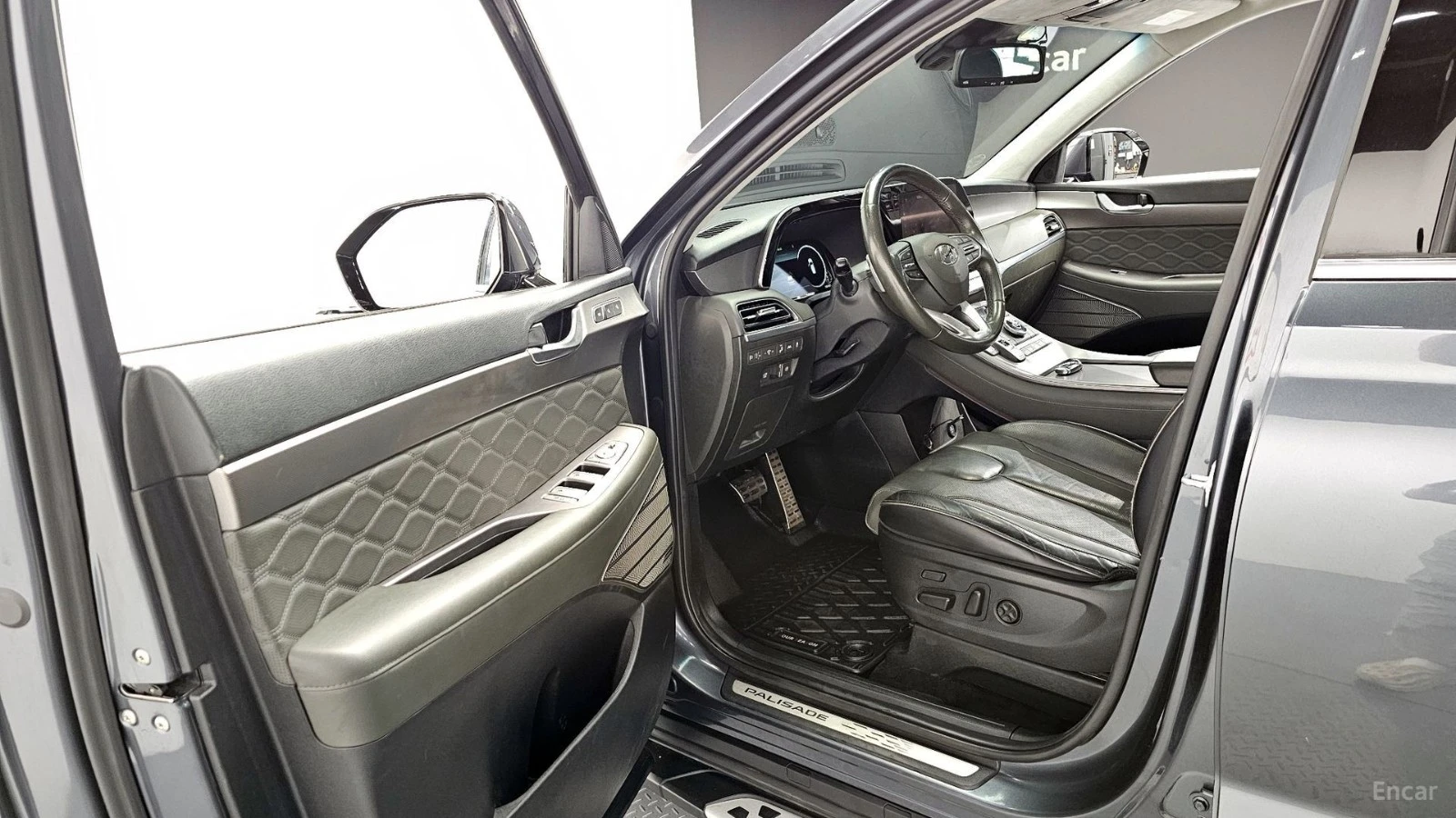 Hyundai Palisade 3.8* CALLIGRAPHY* ПОДГРЕВ* ОБДУХВАНЕ* 360* HUD* , снимка 10 - Автомобили и джипове - 55492302