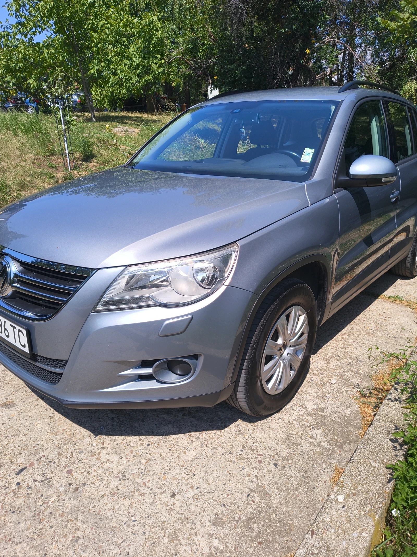 VW Tiguan, снимка 2 - Автомобили и джипове - 55605067