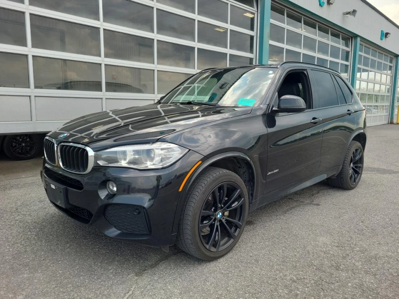 BMW X5 M-pkg* Harman/Kardon* Подгрев* Камера* Пано, снимка 2 - Автомобили и джипове - 55867882