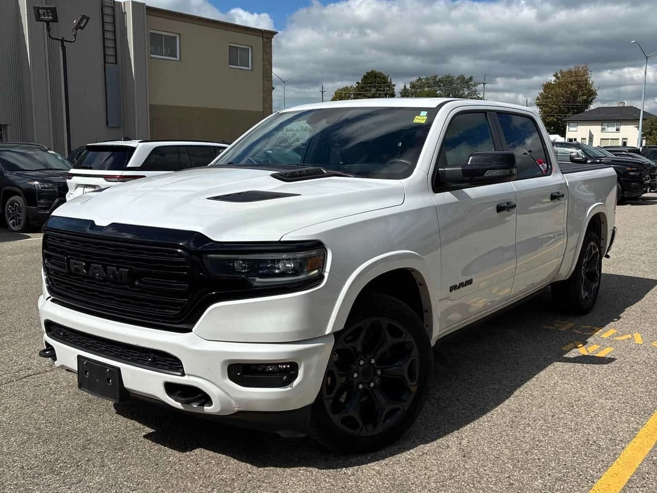 Dodge RAM 1500 Limited / 360 / Hud / Harman Kardon / Обдухване / 