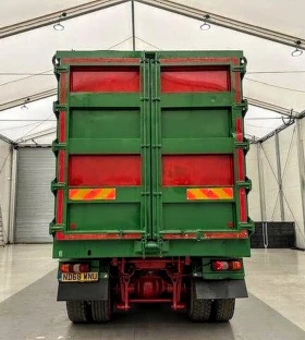 Mercedes-Benz Arocs 8x4  ЗЪРНОВОЗ , снимка 9