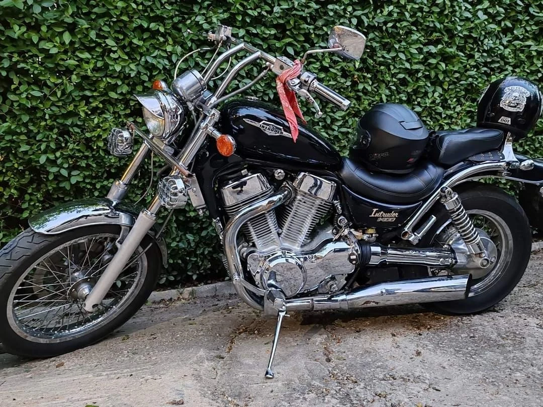 Suzuki Intruder 1400 | Mobile.bg — изображение 1