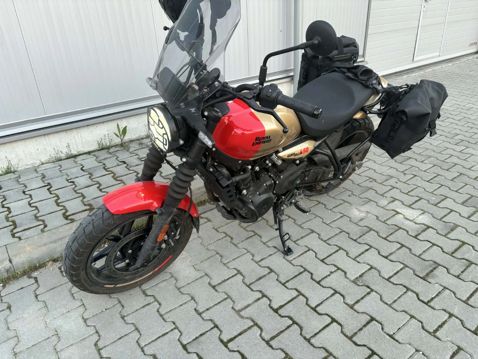 Royal Enfield Guerrilla