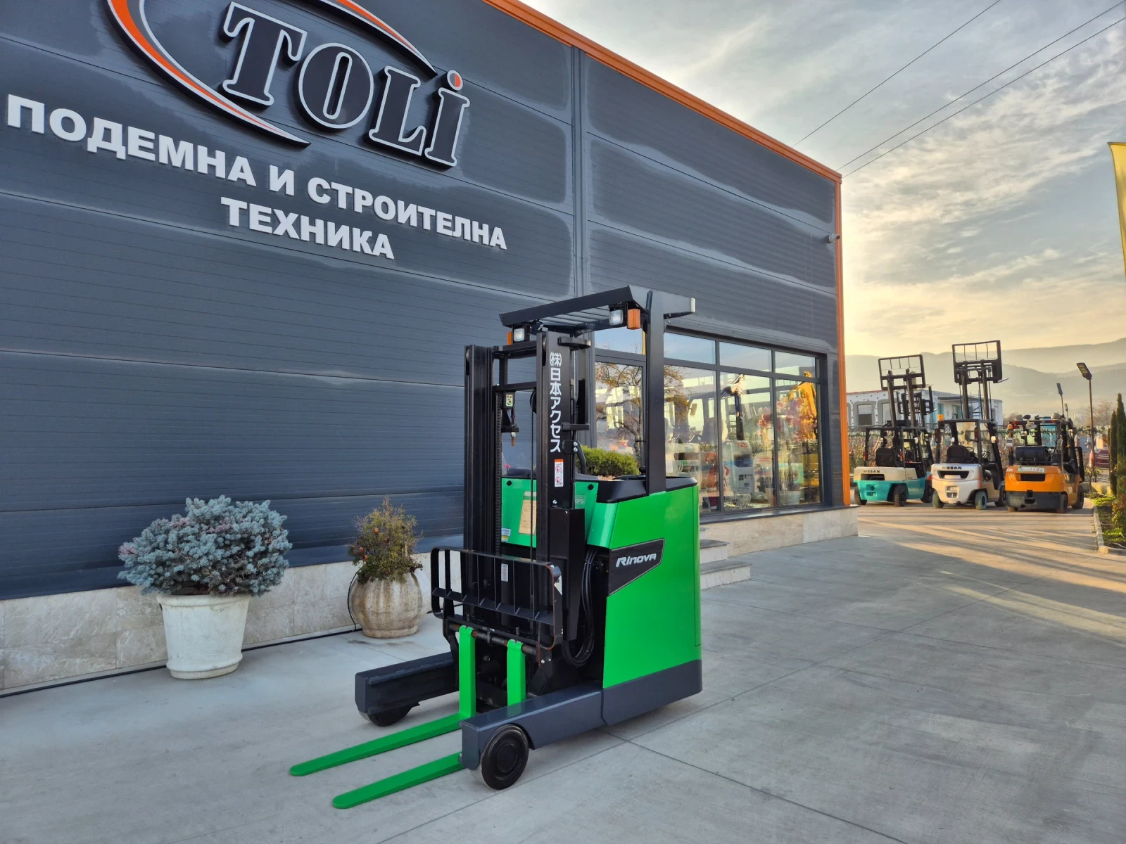 ���������� Toyota ������� 2 ���� ������� / ���� ��� ! | Mobile.bg � ����������� 1