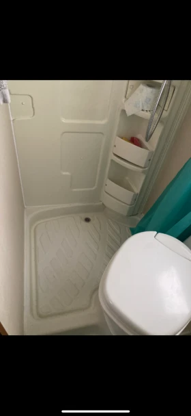 Кемпер Challenger Genesis 43 , снимка 16