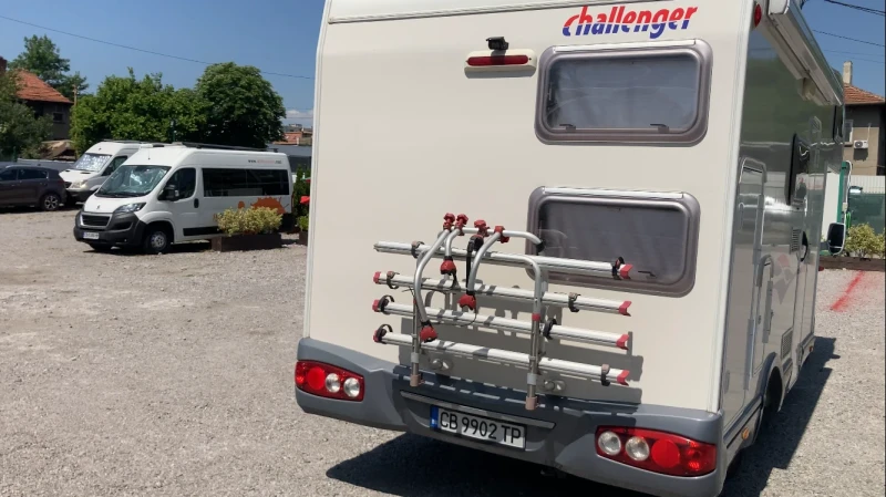 Кемпер Challenger Genesis 43 , снимка 3 - Каравани и кемпери - 52189361