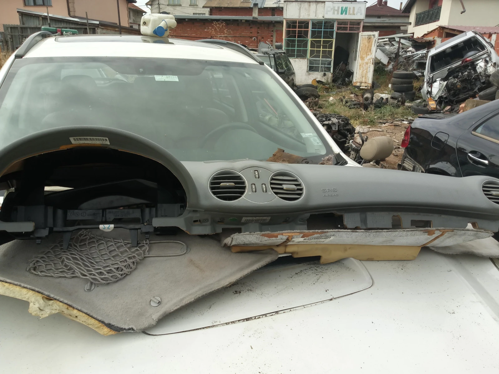 табло за Mercedes CLK 270 w209  2.7 CDI дизел  сиво на цвят 20 Е