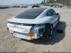 Porsche Taycan 4S, снимка 8